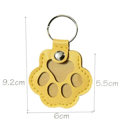 Kawaii Pet Hair Storage Paw Keychain Container