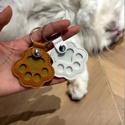 Kawaii Pet Hair Storage Paw Keychain Container